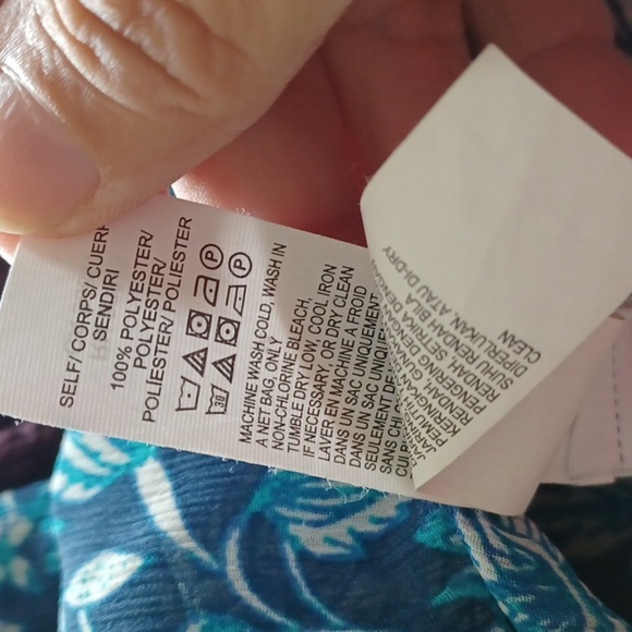 Lucky Brand Top - boho style, v-neck,  tie drawstring bottom,  elastic arm holes - Picture 8 of 8